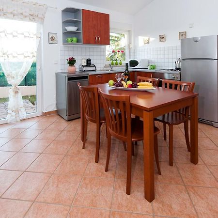 Villa Istria โปเรช ภายนอก รูปภาพ