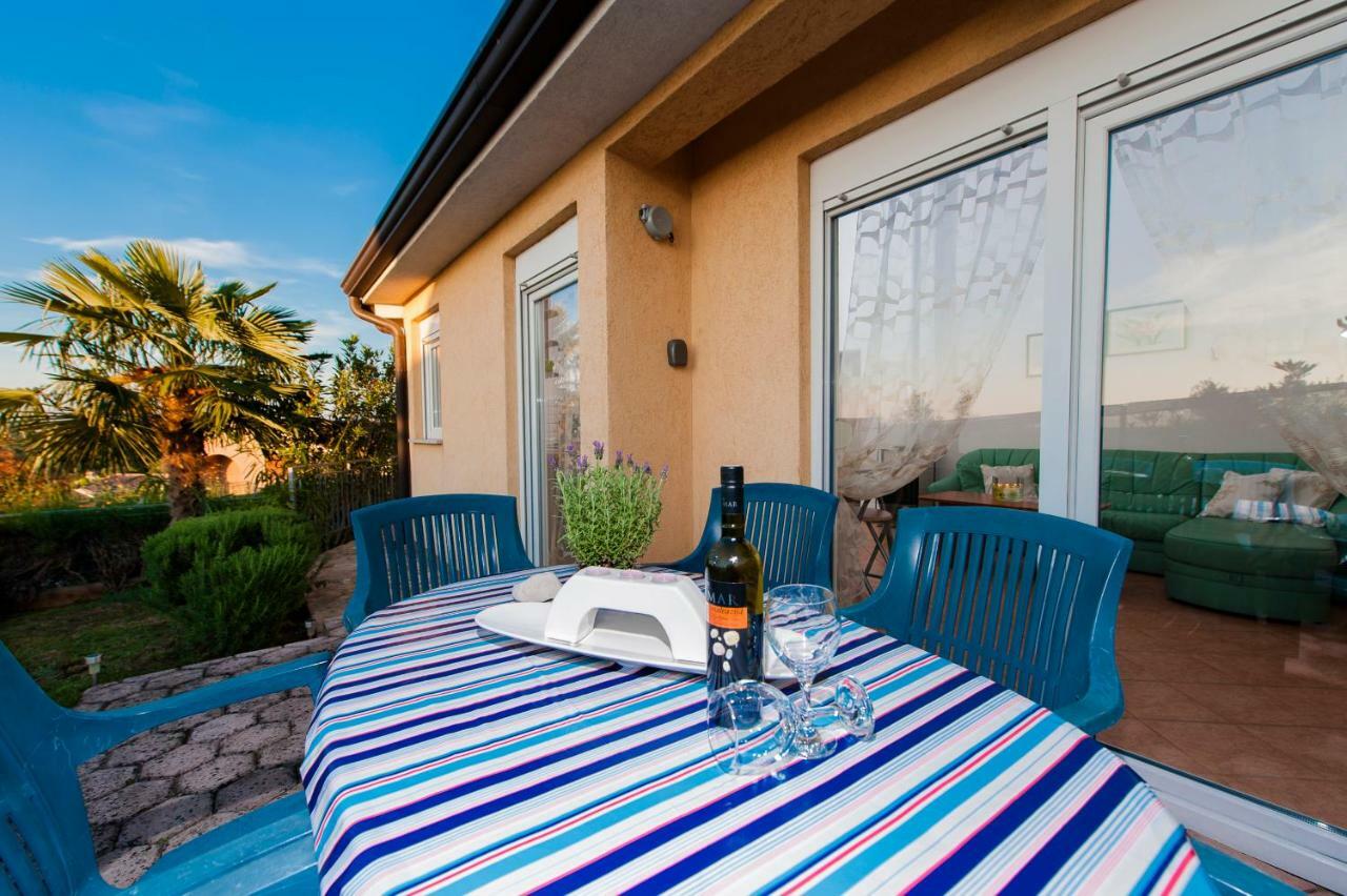 Villa Istria โปเรช ภายนอก รูปภาพ
