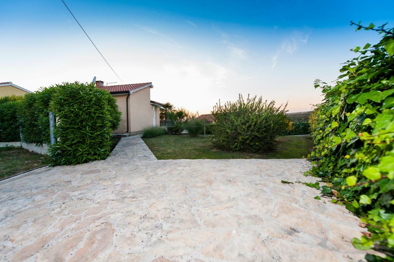 Villa Istria โปเรช ภายนอก รูปภาพ